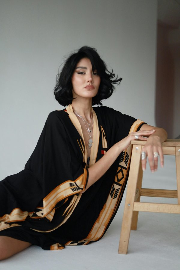 Les kimonos femmes : élégance et style pour toutes les occasions